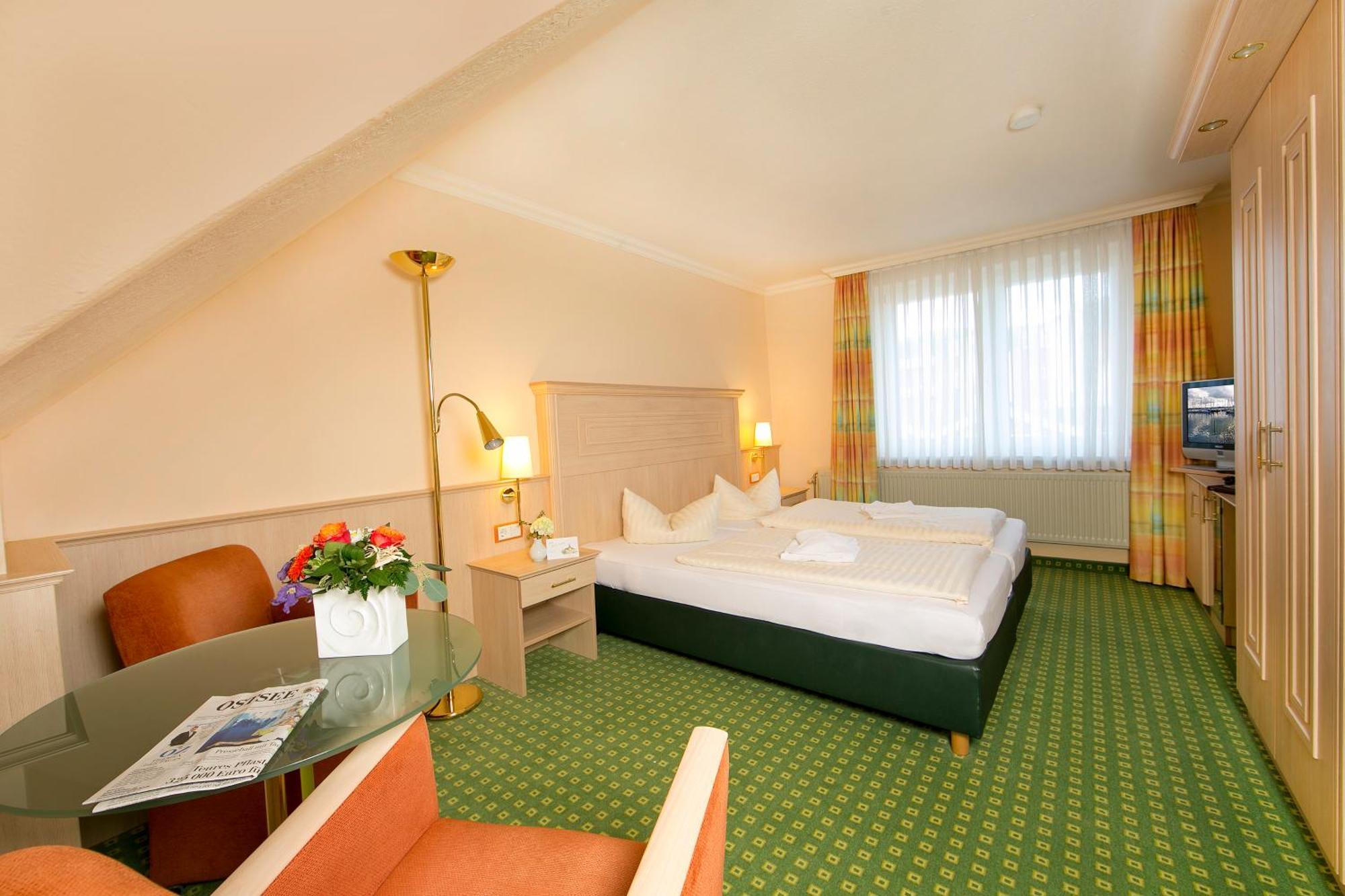 Hotel Duenenschloss Mit Private Spa Zinnowitz Ruang foto